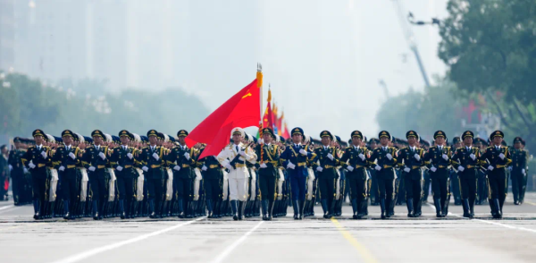 东启网 中国军人，威武！威武！威武！